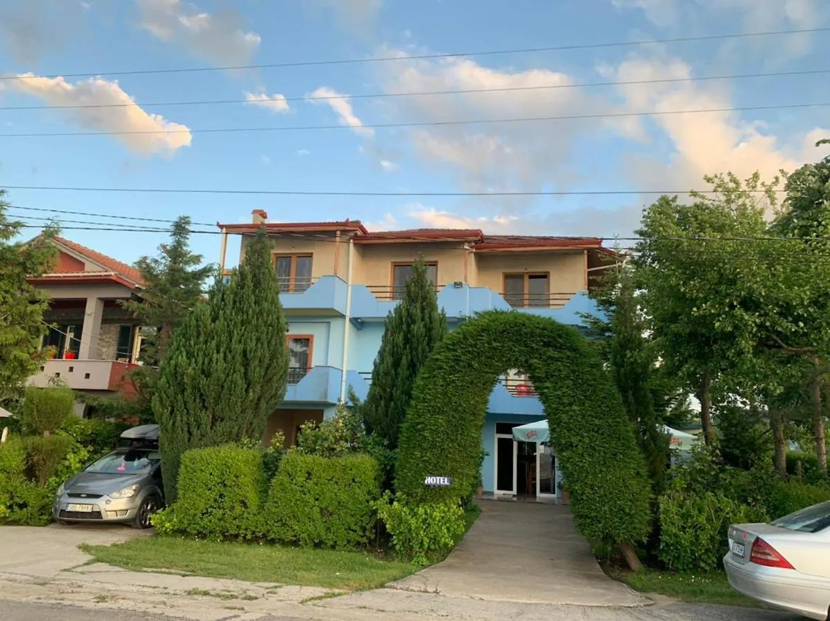 Vila Deni Tushemisht