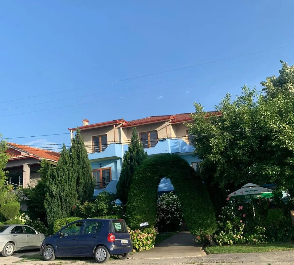 Vila Deni Tushemisht Villa